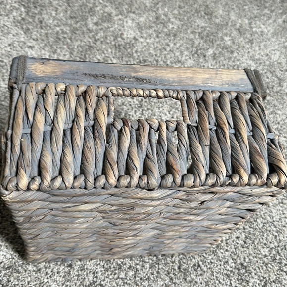 Rustic Gray Washed Basket - Picture 5 of 5